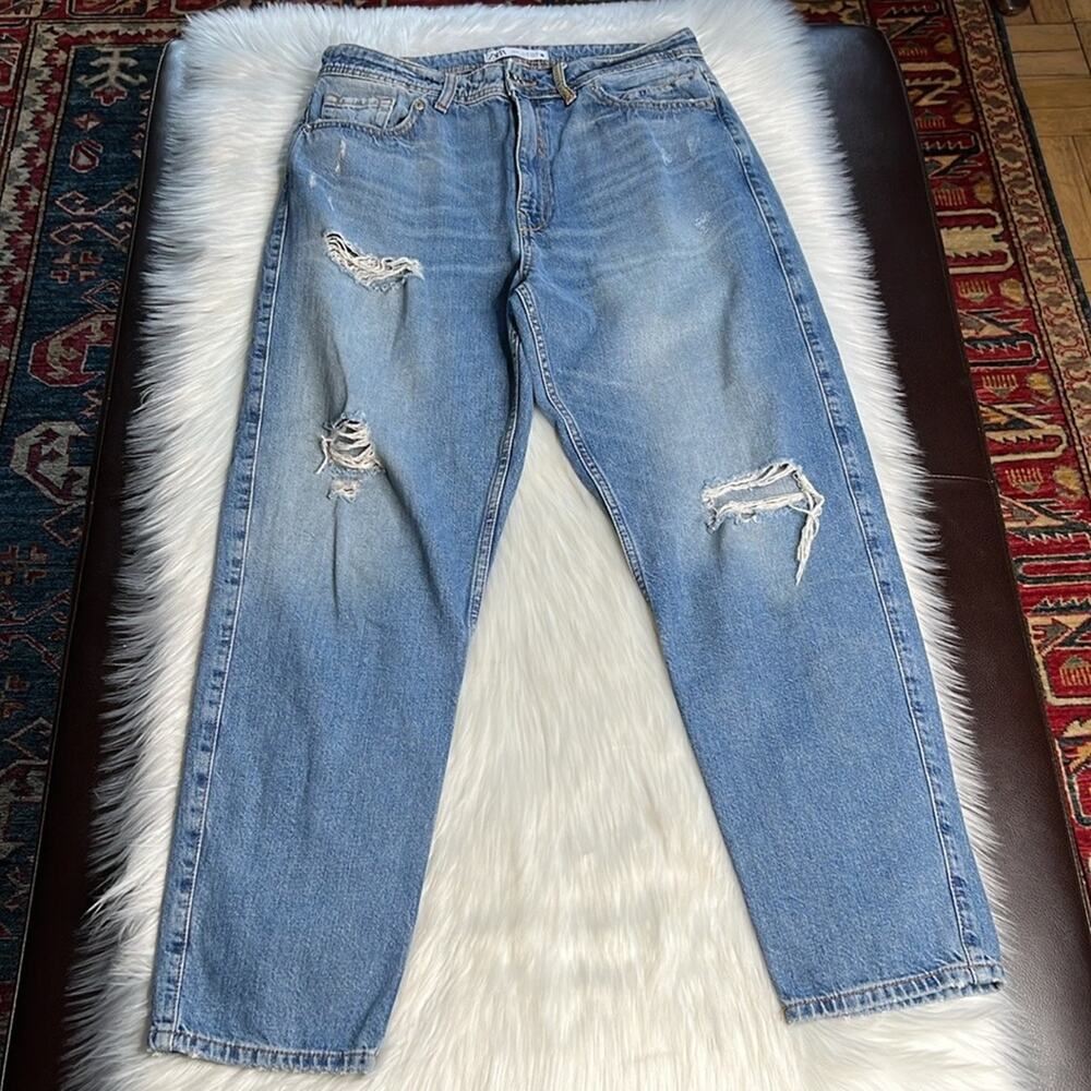 Zara High Rise 90’s Distressed Mom Jeans
